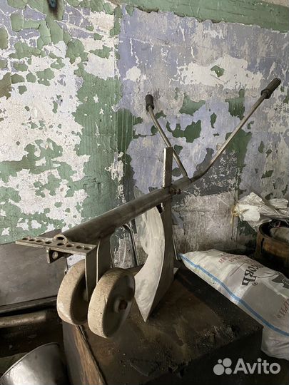 Плуг из нержавеющей стали