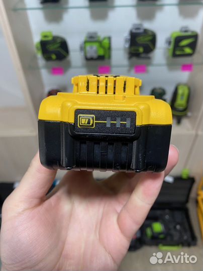 Dewalt аккумулятор оригинал 5.0ан DCB184