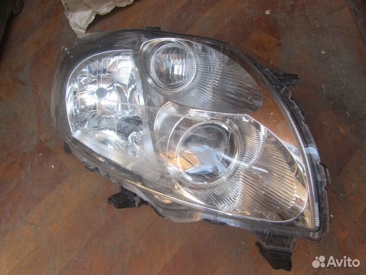 Фара левая правая тойота аурис toyota auris