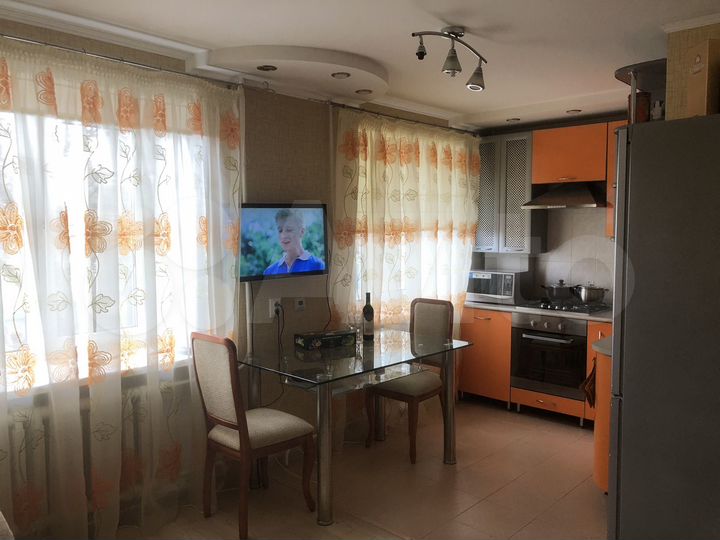 2-к. квартира, 59 м², 1/5 эт.