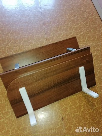 Угловой письменный стол, полки бу