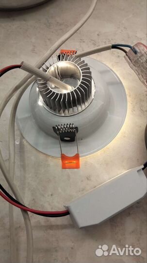 Встраиваемый потолочный светильник led 12W, 15Вт