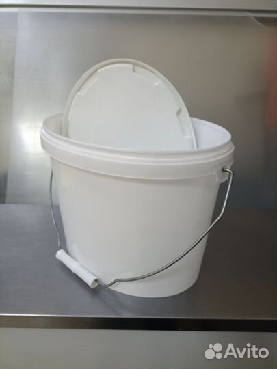 Ведро пластиковое с крышкой 3 литра