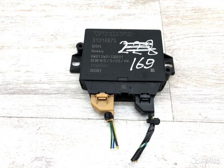 Блок управления парктроником Volvo V60 универсал