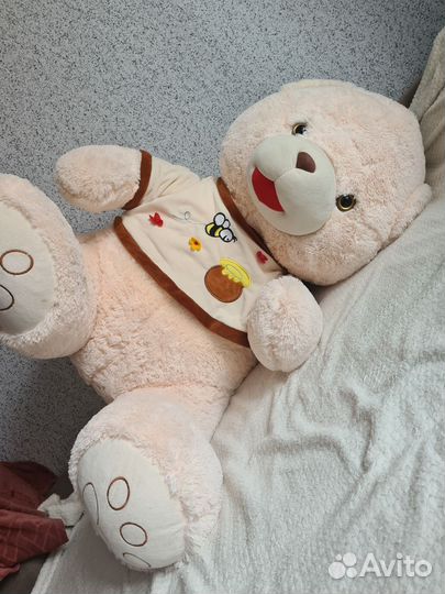 Плюшевый медведь