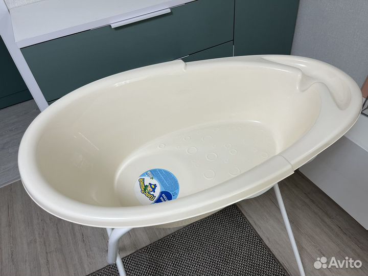 Детская ванночка с подставкой