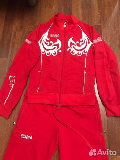 Спортивный костюм