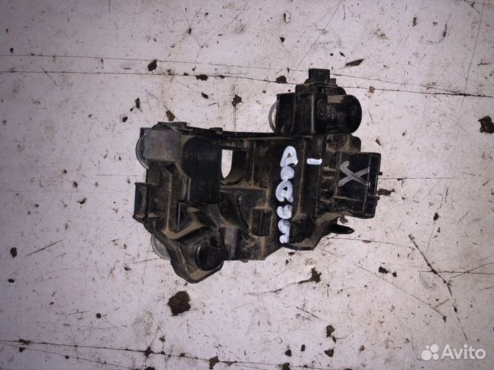 Плата фонаря задняя левая Peugeot 206