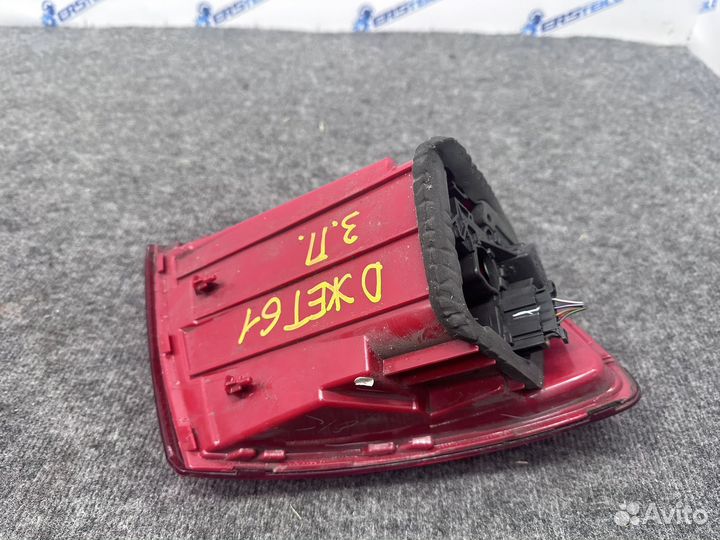 Фонарь задний правый Volkswagen Jetta 6