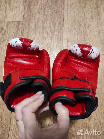 Боксерские перчатки Ataka б/у 6 oz