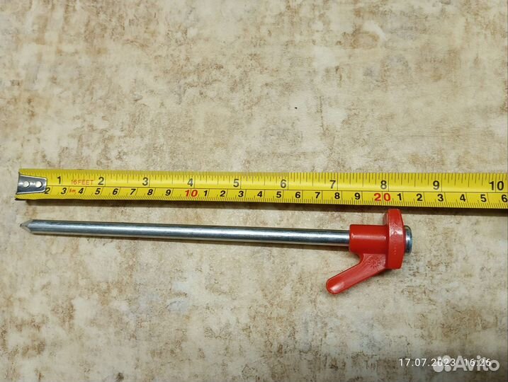 Колышки для палатки Quechua