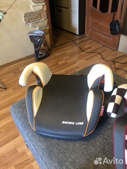 Автокресло бустер от 15 кг до 36