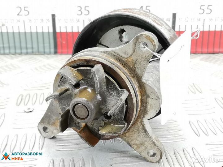 Помпа Peugeot 607 рест. 2007 1201G6