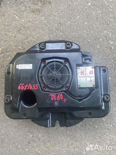 Штатный сабвуфер Porsche Cayenne, VW Touareg