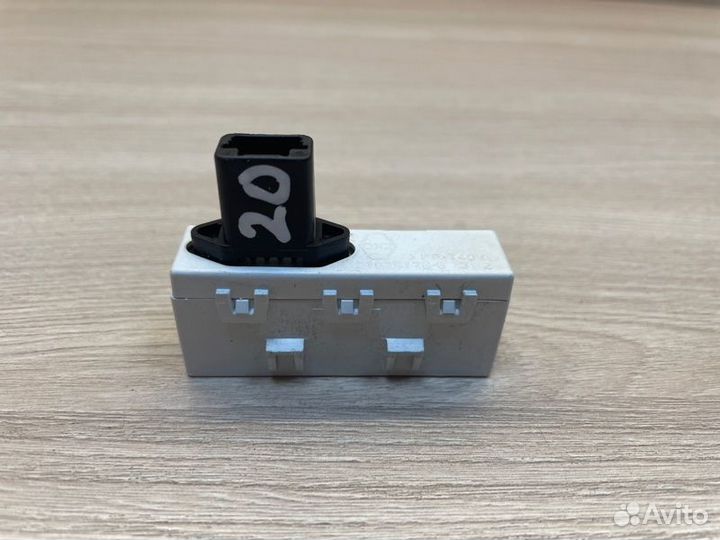 Датчик ремня безопасности Renault Logan