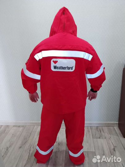 Защитный костюм