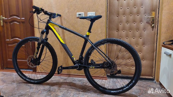 Карбоновый велосипед Focus Raven 4.0 почти новый