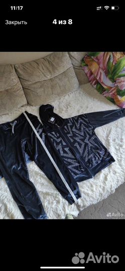 Спортивный костюм со стразами