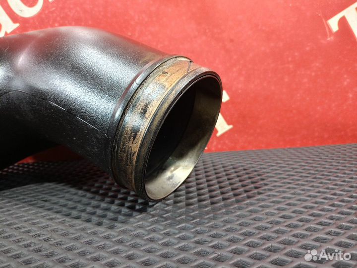 Патрубок воздушного фильтра Renault Premium