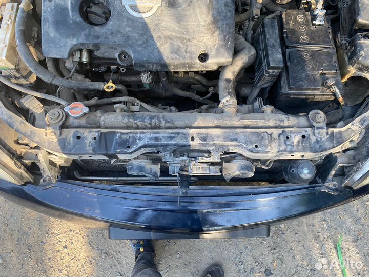 Рамка радиаторов Nissan Teana J31