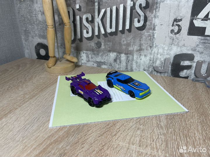 Hot wheels машинки