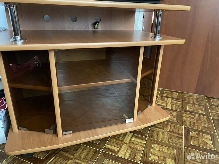 Подставка под телевизор