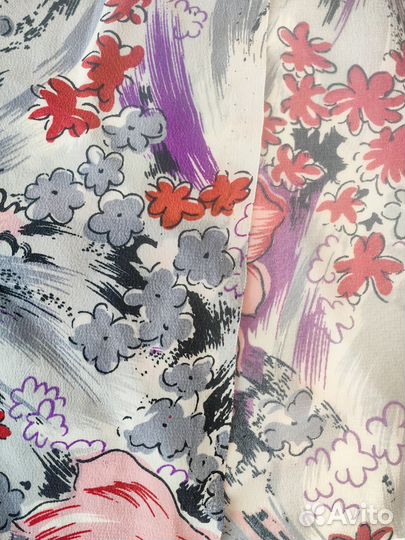 Отрезы шелковых тканей