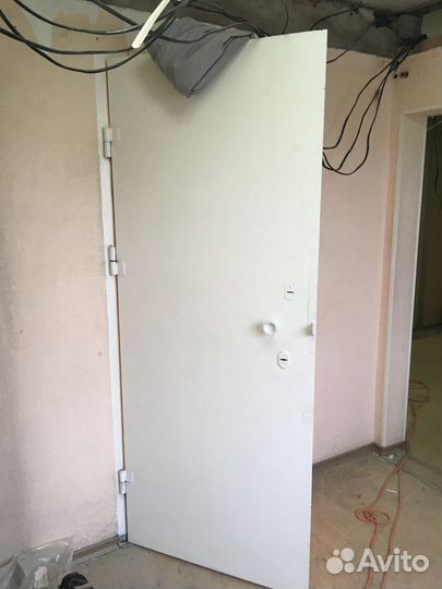 Двери сейфовые полноростовые