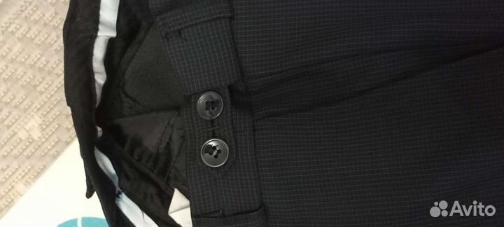 Костюм тройка 134-140 школьный