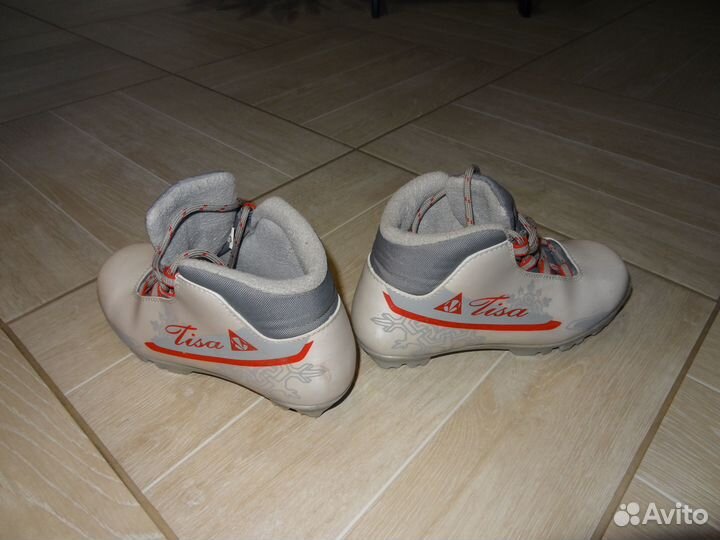 Лыжные ботинки разм.36 NNN