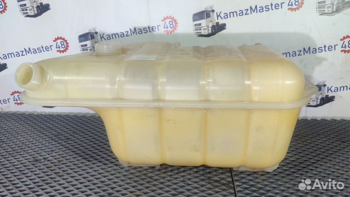 812W06125 Бачок расширительный Sinotruk Sitrak C7H