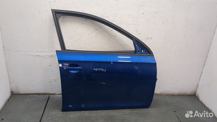 Стеклоподъемник электрический Skoda Rapid, 2017