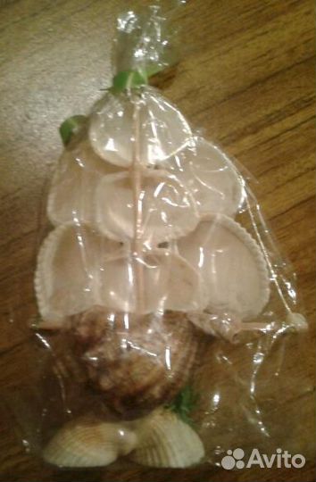 Парусник,сюрприз из ракушек