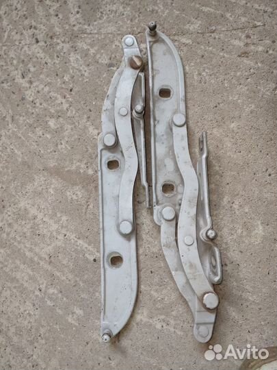 Петли капота BMW E46 передняя левая / правая