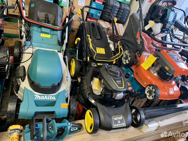 Бензиновая газонокосилка Makita PLM5600N2 Самоходн