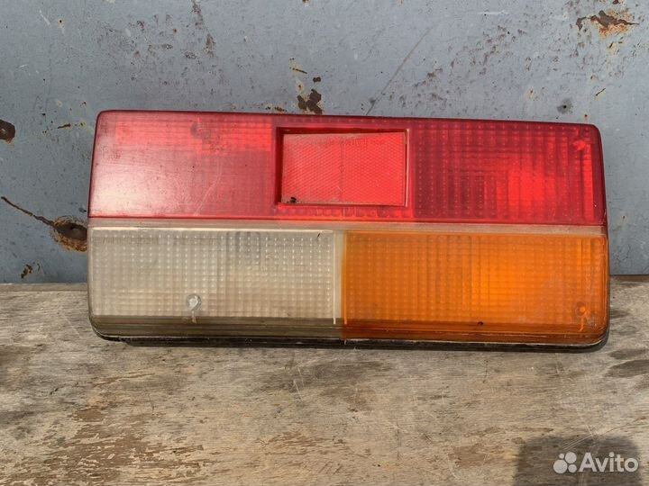 Фонарь задний правый ваз 2107