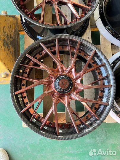 Кованые диски с Карбоном