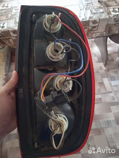 Фонарь задний на ниву Шевроле