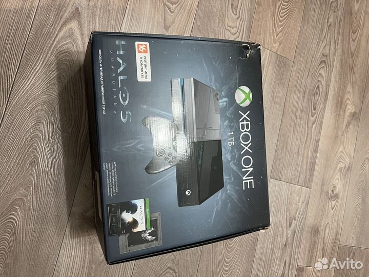 Xbox One 1Tb Halo limited edition