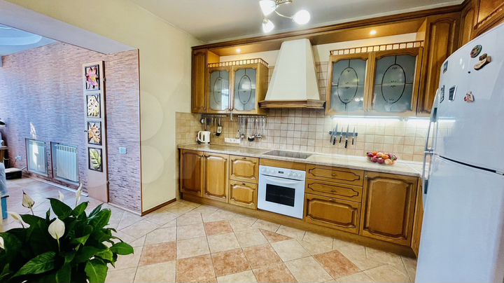 3-к. квартира, 115,2 м², 3/10 эт.