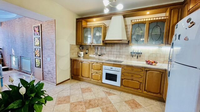 3-к. квартира, 115,2 м², 3/10 эт.