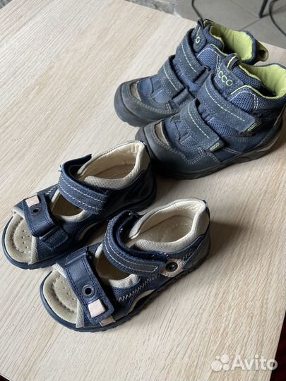 Сандалии и ботинки детские 25
