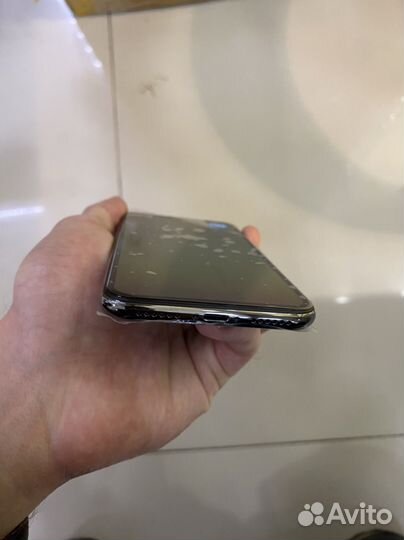 iPhone X, 256 ГБ