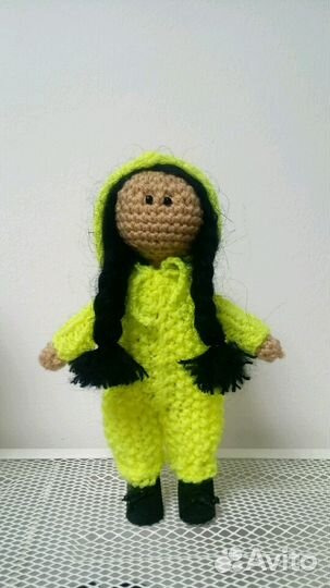 Вязанная кукла Ася