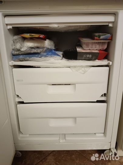 Холодильник бу snaige высокий класс A