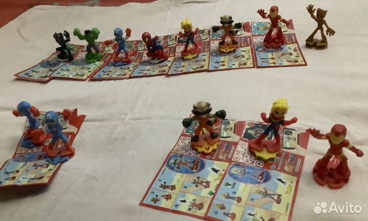 Игрушки из киндеров разных коллекций