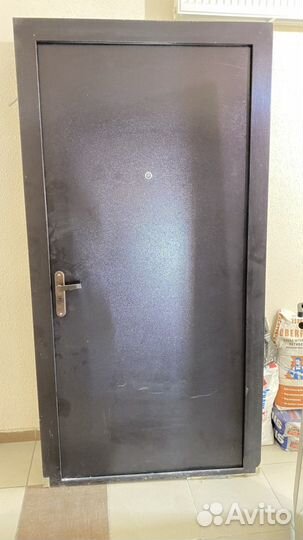 Дверь металлическая входная