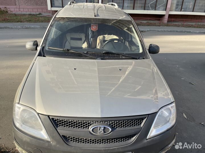 Водитель с личным грузовым фургоном Лада Ларгус