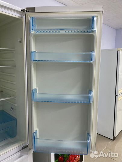 Холодильник 
