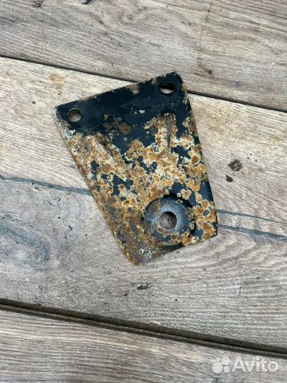 Кронштейн Subaru Impreza GF6 EJ18E 1999